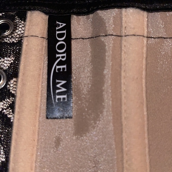 NWOT ADORE ME BLACK/CREAM BUSTIER W/THONG PANTY SZ XL - Picture 8 of 9